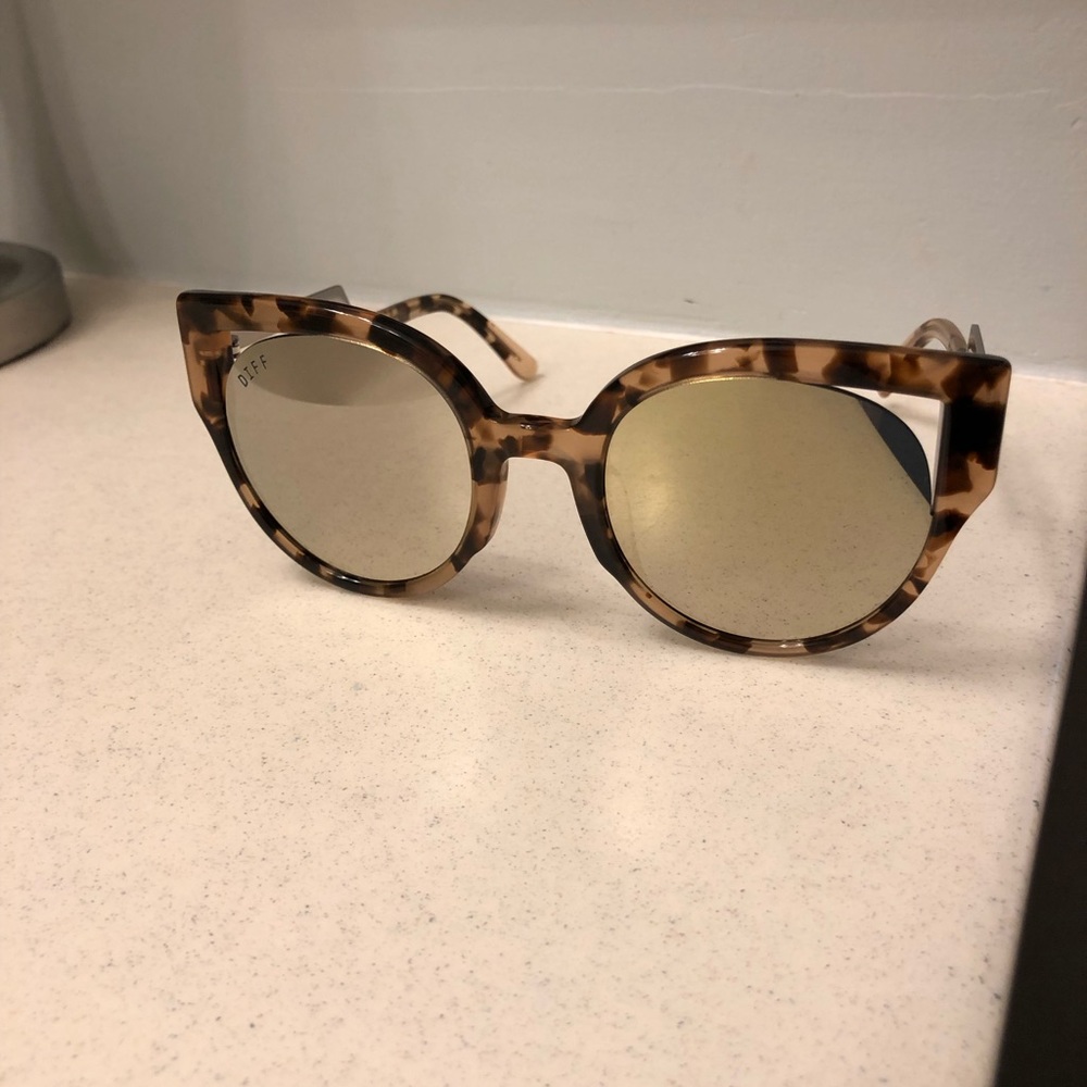 DIFF sunglasses